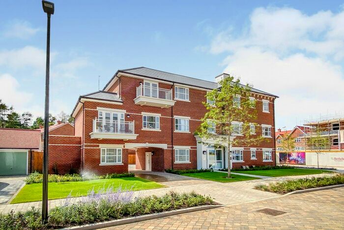 1 Bedroom Flat To Rent In Pyestock Way, Fleet, GU51