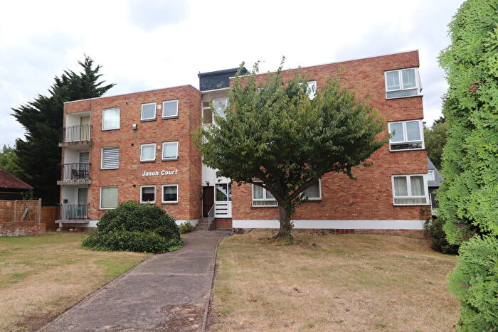 2 Bedroom Apartment To Rent In London Road - Brentwood, CM14