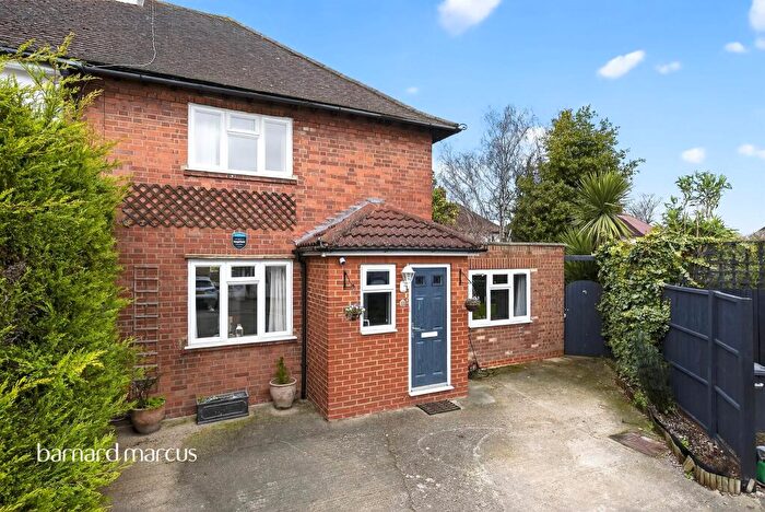 4 Bedroom Semi Detached House For Sale In Ashcombe Square, New Malden, KT3