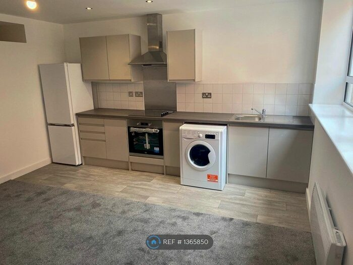 1 Bedroom Flat To Rent In Church Street, Mansfield, NG18