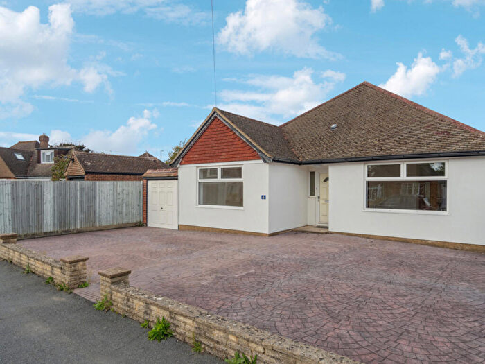 3 Bedroom Bungalow For Sale In Oakington Avenue, Amersham, HP6