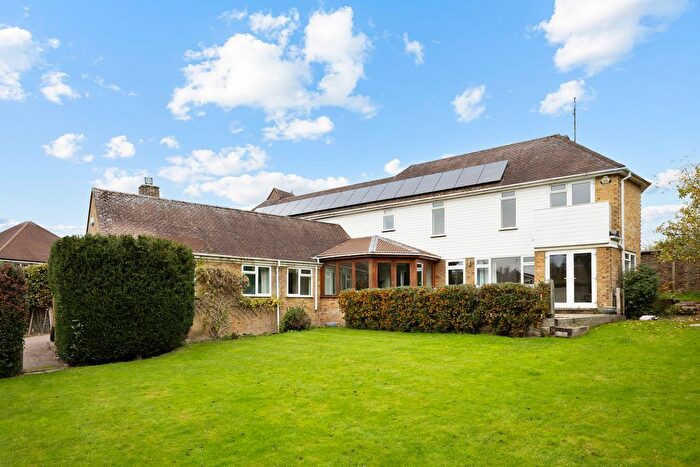 5 Bedroom Detached House For Sale In North Heath Lane, Horsham, RH12
