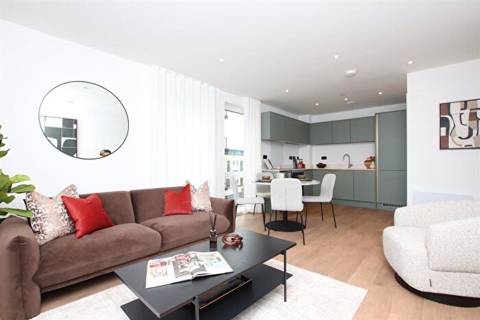 1 Bedroom Flat To Rent In The Willows, Windsor Bridge Road, Bath, BA2