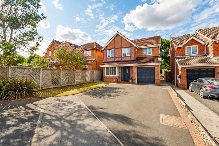 4 Bedroom Detached House For Sale In The Oaks, Sharlston Common, WF4