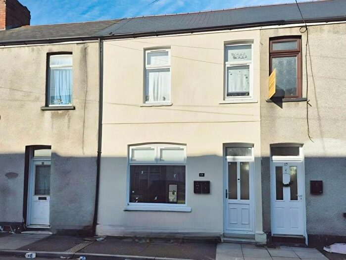 1 Bedroom Flat To Rent In Downing Street, Newport, NP19