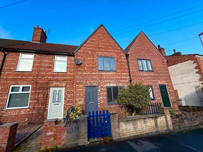 2 Bedroom Terraced House For Sale In Grange Road, Macclesfield, SK11