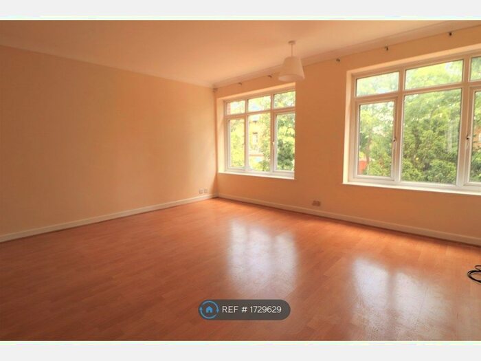 2 Bedroom Maisonette To Rent In Heath House, Thornton Heath, CR7