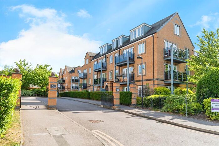 2 Bedroom Apartment For Sale In Constables Way, Hertford, SG13