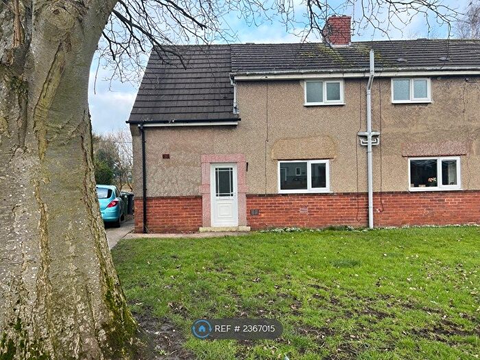 2 Bedroom Semi-Detached House To Rent In Morven Avenue, Bolsover, Chesterfield, S44