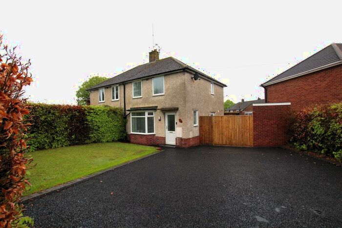 2 Bedroom Semi-Detached House To Rent In Burlington Road, Tilehurst, Reading, RG30