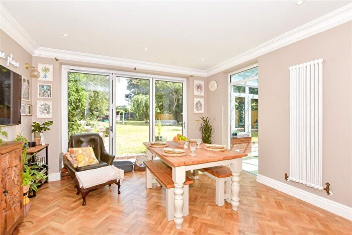 4 Bedroom Detached House For Sale In Cherry Garden Lane, Folkestone, Kent, CT19