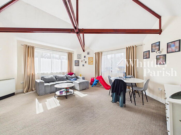 2 Bedroom Flat For Sale In Riverside Maltings, Diss, IP22