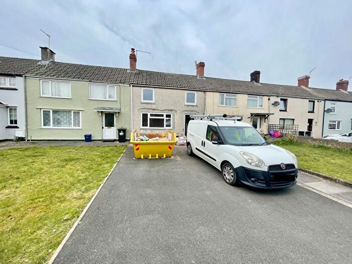 3 Bedroom Terraced House To Rent In Newport Road, Caldicot, Newport., NP26