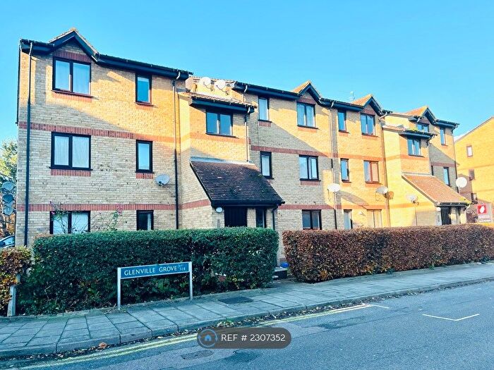 2 Bedroom Flat To Rent In Glenville Grove, London, SE8