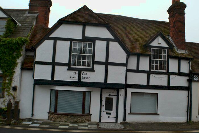 2 Bedroom Flat To Rent In The Old Court House, Thatcham, RG19
