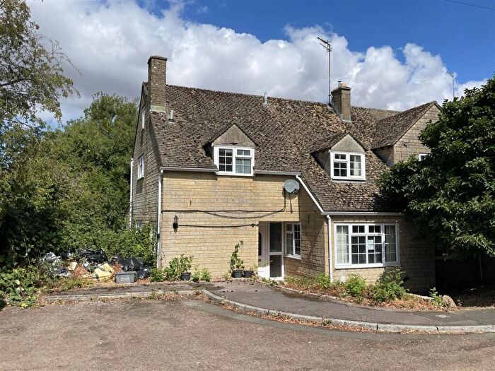 4 Bedroom Semi-Detached House For Sale In Greens Close, Great Rissington, Cheltenham, GL54