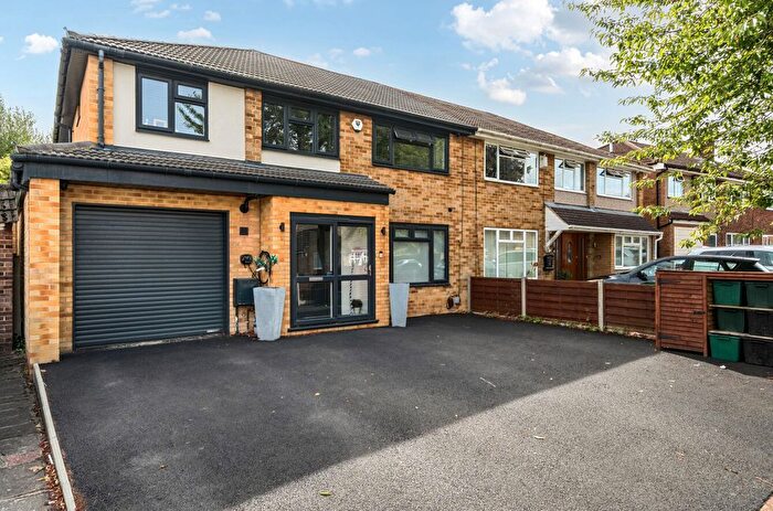 4 Bedroom Semi Detached House For Sale In Mosyer Drive, Orpington, BR5