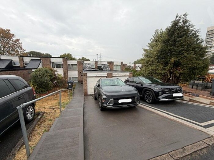 3 Bedroom Terraced House For Sale In Goodwood Close, Birmingham, Birmingham, B36