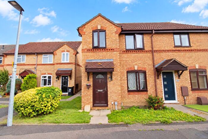 3 Bedroom End Of Terrace House To Rent In Grovebury Court, Wootton, Bedford, MK43
