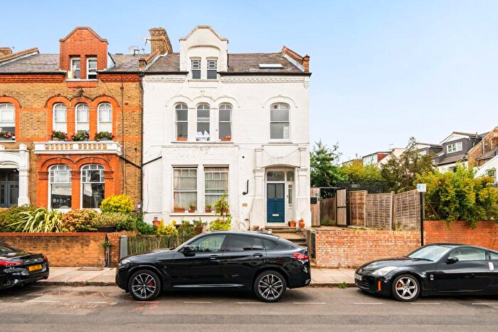 1 Bedroom Flat For Sale In Ridge Road, London, N8