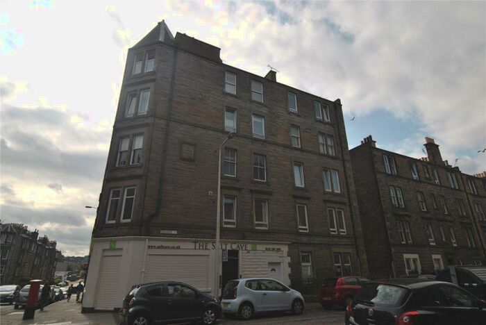 2 Bedroom Apartment To Rent In Dalgety Street, Edinburgh, EH7