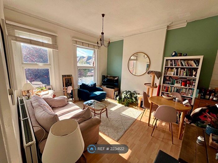 1 Bedroom Flat To Rent In Manstone Road, London, NW2