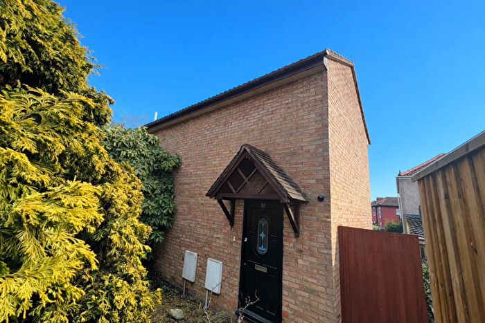 2 Bedroom Semi Detached House To Rent In Poets Close, Whitehall, Bristol, BS5