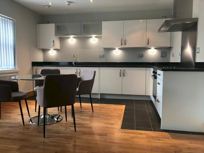 2 Bedroom Flat To Rent In Water Street, Liverpool, L3