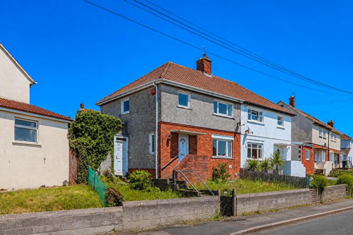 3 Bedroom Semi-Detached House For Sale In Mcquade Place, Barry, CF62