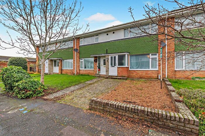 2 Bedroom Property For Sale In Merton Road, Bearsted, Maidstone, ME15