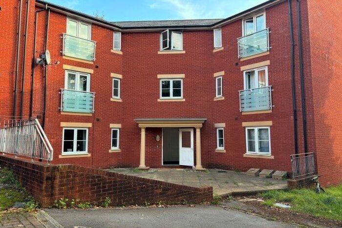 2 Bedroom Flat To Rent In Dart Walk, Exeter, EX2