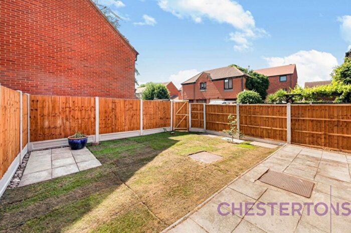 3 Bedroom Semi-Detached House To Rent In Kirkham Road, Beckton, E6