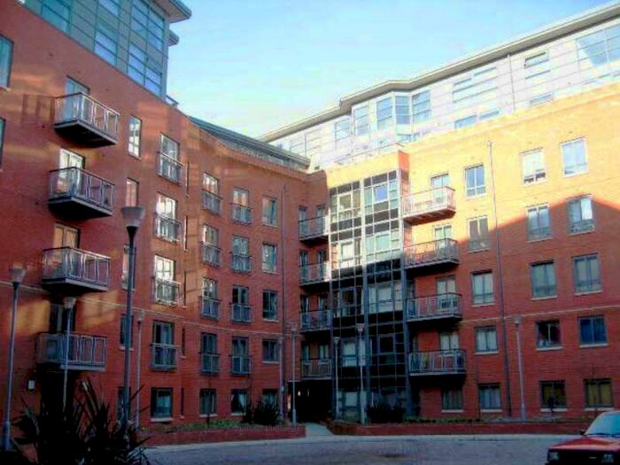 1 Bedroom Apartment To Rent In Tarn House, Castlefield, M15