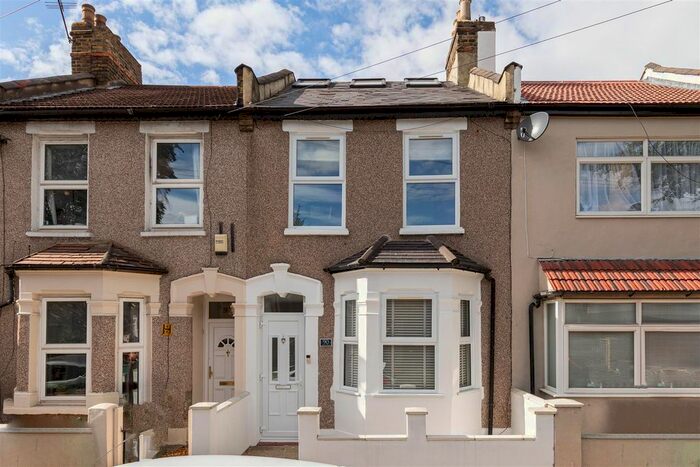 4 Bedroom Terraced House For Sale In Meath Road, Stratford, E15