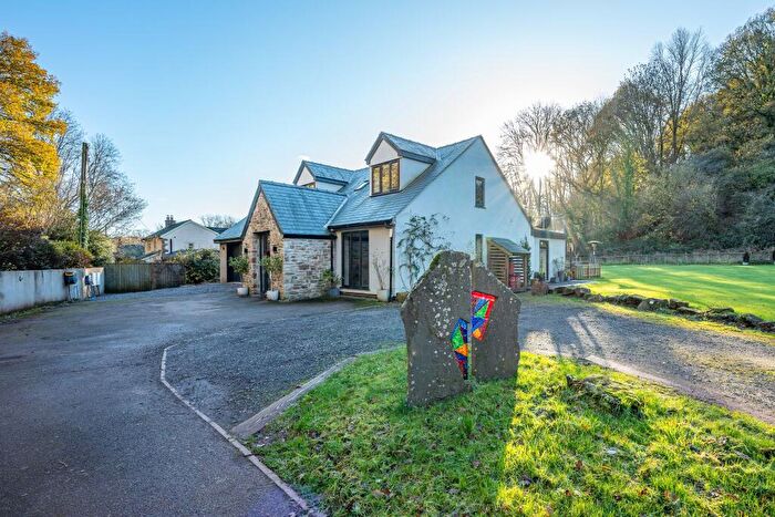 5 Bedroom Detached House For Sale In Lower Common, Aylburton, GL15