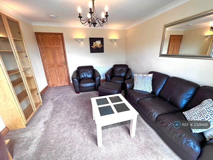 5 Bedroom Terraced House To Rent In Tippett Close, Colchester, CO4