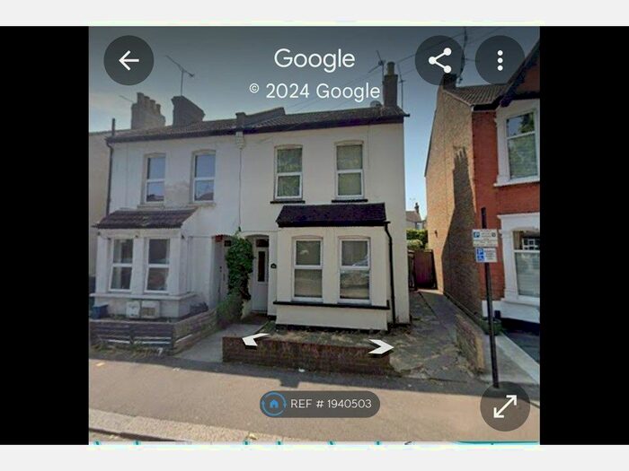 1 Bedroom Flat To Rent In St. Anns Road, Southend-On-Sea, SS2