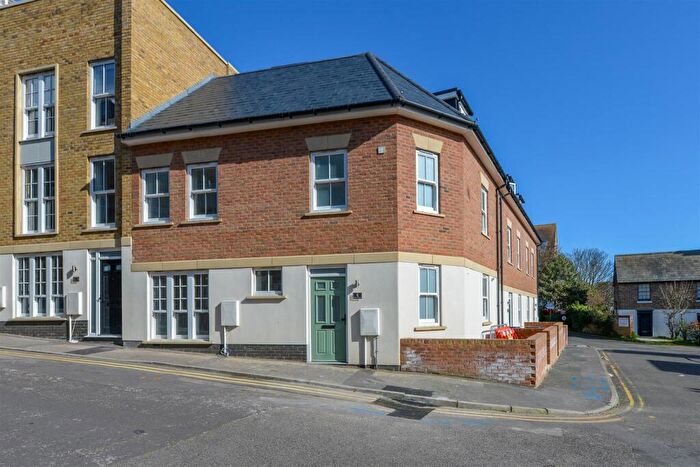 4 Bedroom Terraced House For Sale In Fort Road, Margate, CT9