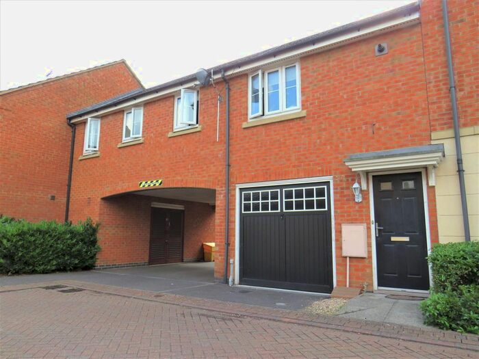 2 Bedroom Flat To Rent In Lyvelly Gardens, Peterborough, PE1