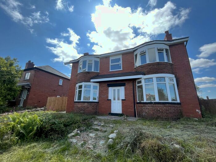 4 Bedroom House To Rent In Great North Road, Micklefield, Leeds, LS25