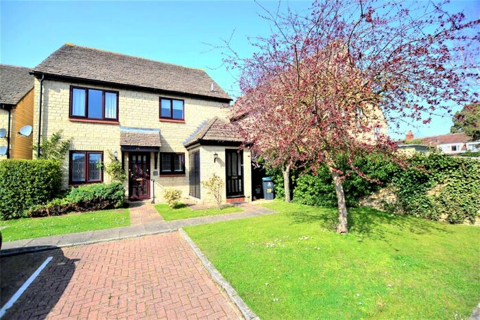 2 Bedroom Semi-Detached House To Rent In The Old Coachyard, Witney, Oxfordshire, OX28