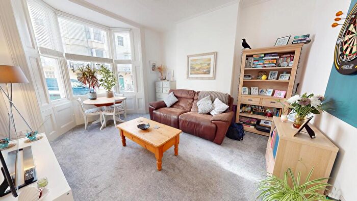 2 Bedroom Flat For Sale In Waterloo Street, Hove, BN3