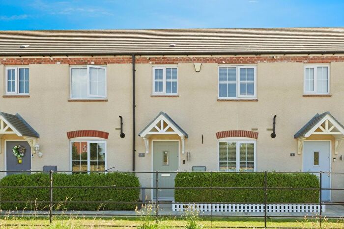 3 Bedroom Terraced House For Sale In Linacre Crescent, Syston, Leicester, Leicestershire, LE7