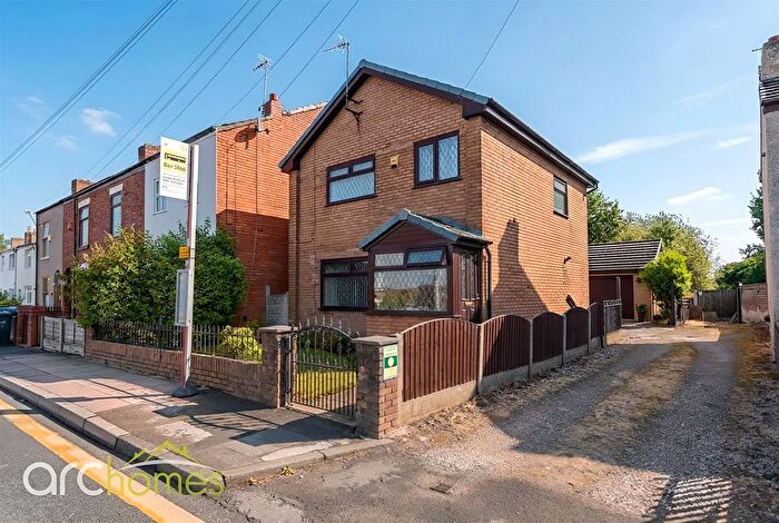 3 Bedroom Detached House For Sale In Leigh Road, Hindley Green, WN2