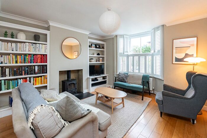 3 Bedroom Semi-detached House For Sale In Howard Road, Dorking, RH4