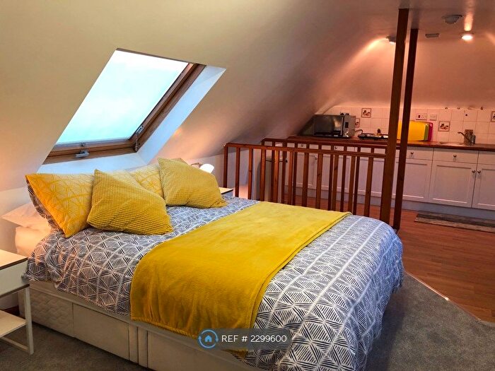 Studio To Rent In Partridge Hill, Landford, Salisbury, SP5