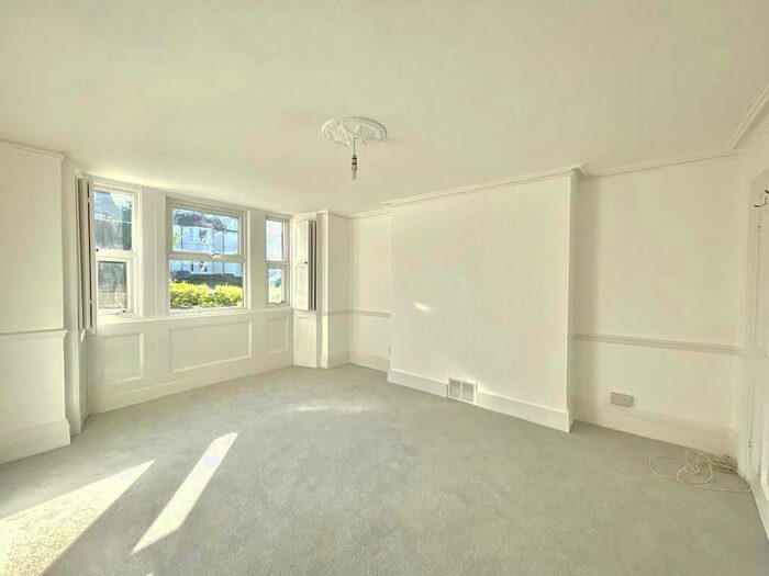 1 Bedroom Flat To Rent In Argyle Road, Ealing, London, W13