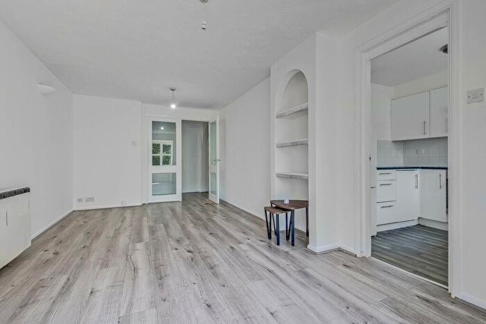 2 Bedroom Flat For Sale In Swallow Drive, London, NW10