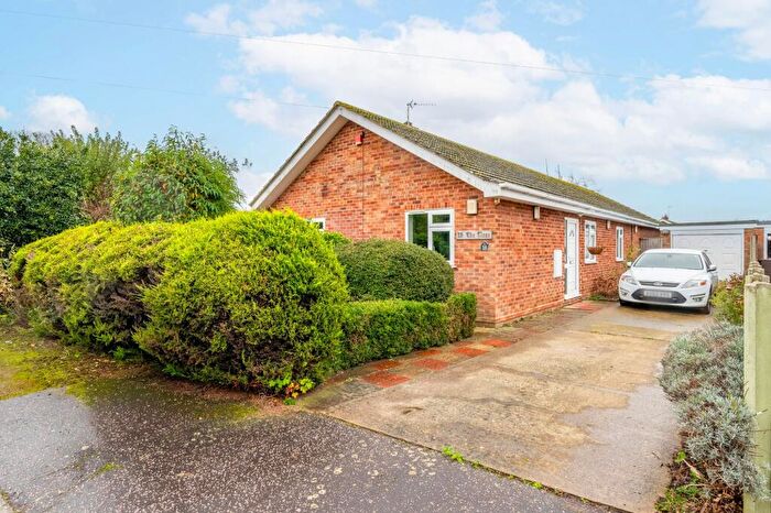 4 Bedroom Detached Bungalow For Sale In The Close, Hemsby, NR29