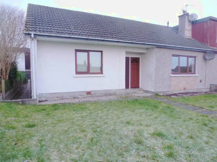 3 Bedroom Semi-Detached Bungalow To Rent In Glengarry Road, Inverness, IV3